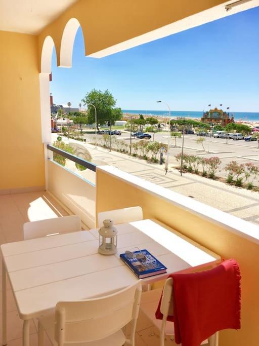 Ferienwohnung Apartamento T2 Frente Mar - Montegordo Monte Gordo Exterior foto